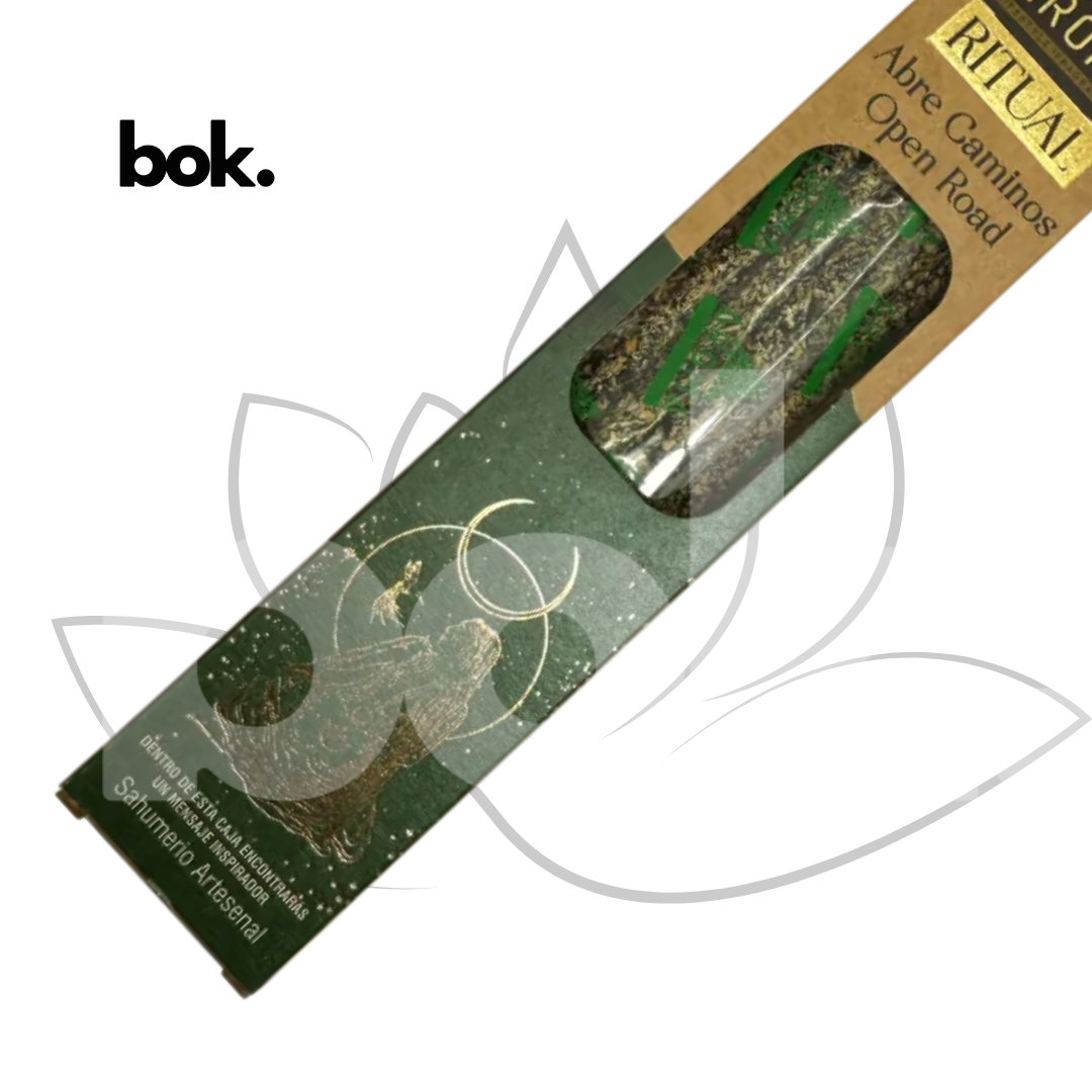 Incienso Abre Caminos natural de BOK Concept Store Ecuador, sahumerio artesanal para nuevas oportunidades, prosperidad, trabajo, negocios y nuevos comienzos, disponible en Quito con envíos a todo Ecuador.