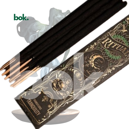 Incienso artesanal premium para tranquilidad, serenidad y equilibrio emocional. Ritual de bienestar para crear ambientes armoniosos, relajantes y conscientes. Disponible en BOK Ecuador.