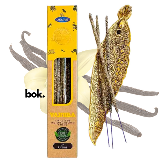 Incienso de Vainilla en su empaque artesanal, elaborado con ingredientes naturales en la India.