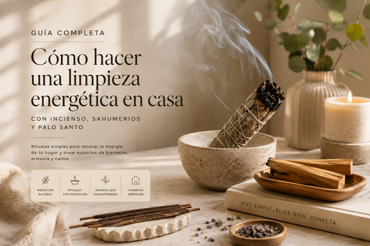 Guía de limpieza energética en casa utilizando incienso natural, sahumerios botánicos y palo santo para armonizar espacios y renovar la energía del hogar