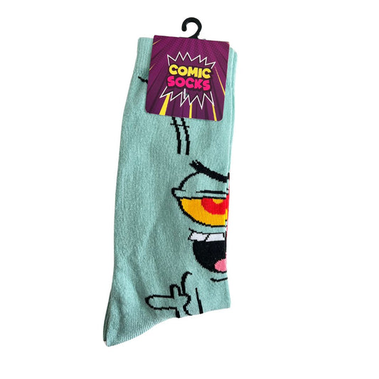 Medias largas con diseño del personaje Plankton. Producto exclusivo de Comic Socks, disponible en BOK Concept Store. Estilo, humor animado y comodidad para cada paso.