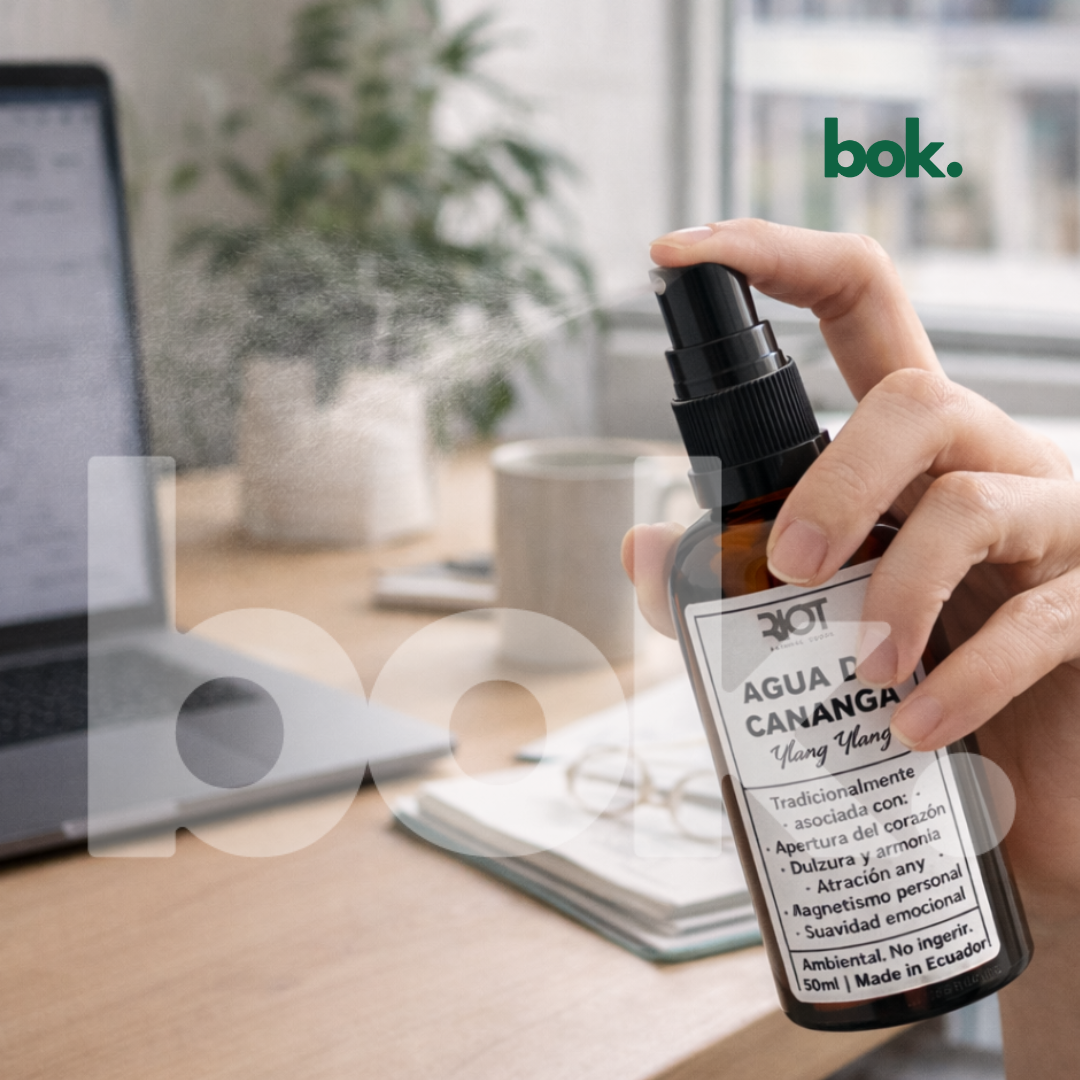 Agua de Cananga BOK para oficina, spray ambiental floral de ylang ylang para armonía, calma y buena energía en el trabajo.