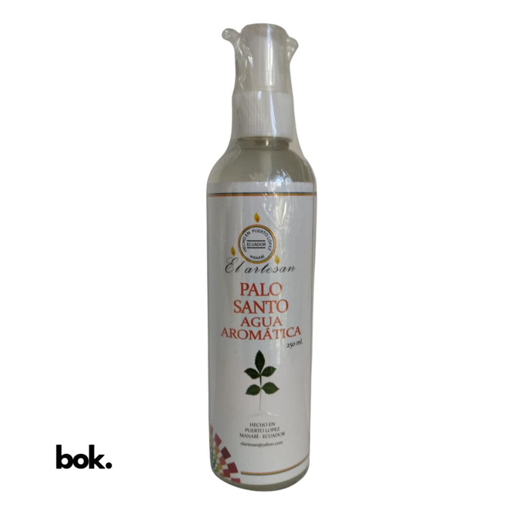 Botella de Agua Aromática de Palo Santo artesanal de Ecuador, colonia natural y purificadora para bienestar y aromaterapia, BOK Concept Store.