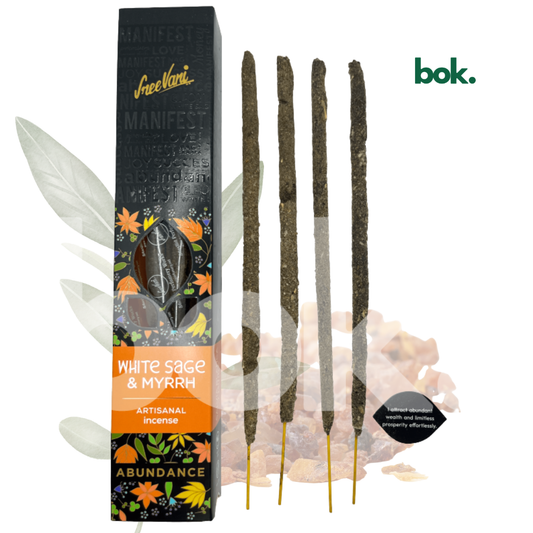 Incienso para abundancia y prosperidad ABUNDANCE de Salvia Blanca y Mirra. Incienso artesanal premium para manifestar oportunidades, atraer energía positiva, realizar rituales de abundancia, meditación, yoga, journaling y bienestar emocional. Disponible en BOK Ecuador.