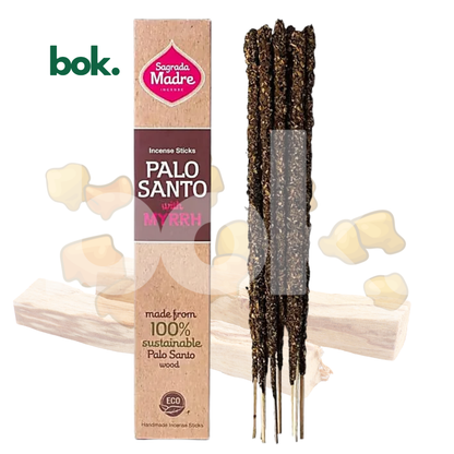 Incienso 100% Natural de Palo Santo con Mirra de BOK Concept Store Ecuador. Varillas elaboradas con palo santo sostenible y mirra natural para crear un ambiente de protección, fortaleza interior y bienestar.
