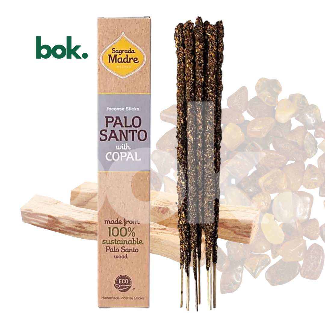 incienso palo santo con copal sagrada madre 100% natural, varillas artesanales para protección energética, elevación y sellado del espacio, disponible en bok concept store ecuador