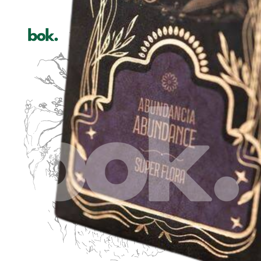 incienso artesanal natural de abundancia con varillas visibles y empaque sofisticado, seleccionado por BOK Concept Store para crear una atmósfera cálida, elevar la energía del hogar o negocio y acompañar rituales de prosperidad