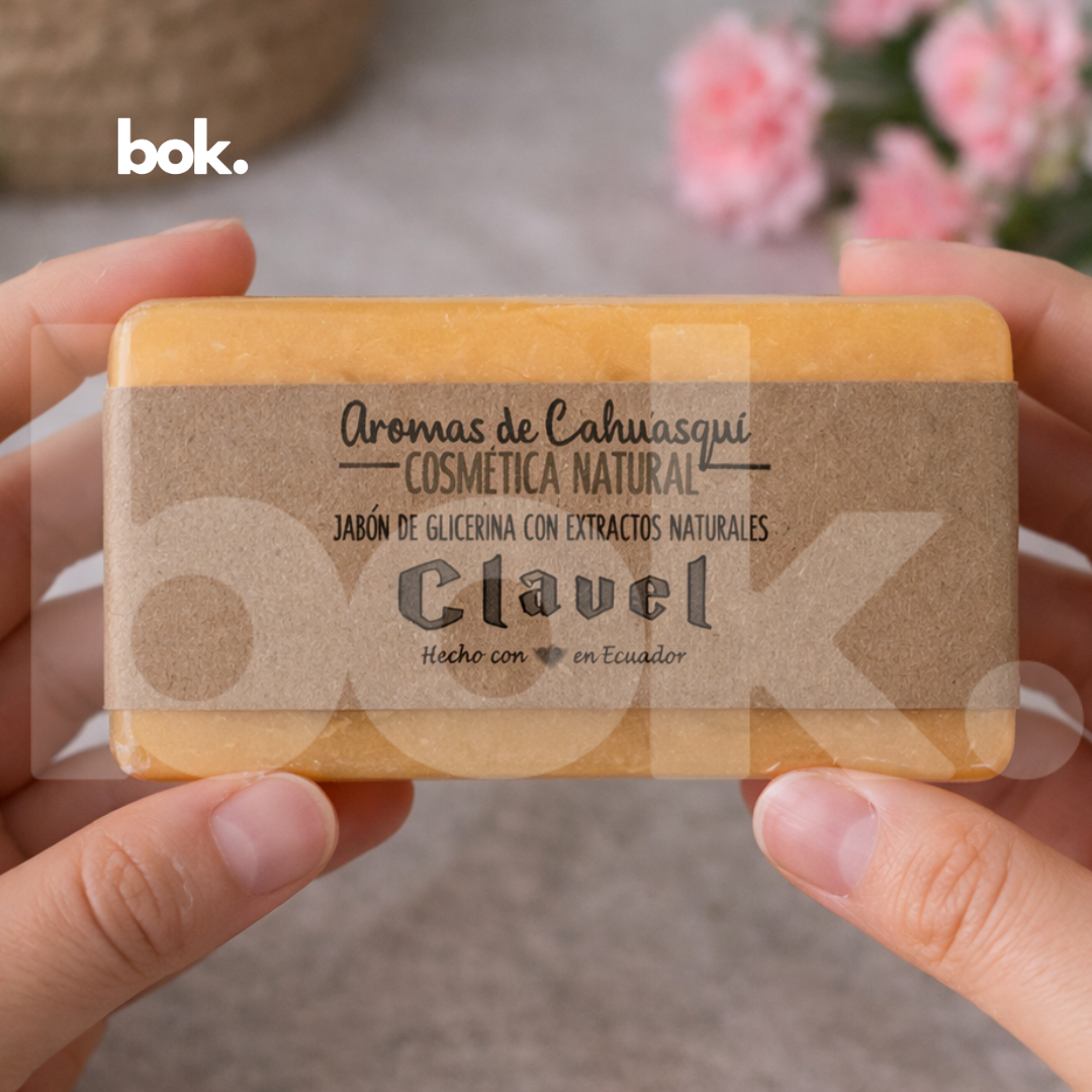 jabón de clavel de glicerina Ecuador jabón artesanal natural barra para uso diario aroma floral tono cálido BOK Concept Store Quito