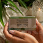 Jabón de Hierba Luisa disponible en BOK, jabón artesanal de glicerina para limpieza energética, renovación, claridad y bienestar en Ecuador.