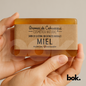 Jabón artesanal de glicerina con extracto de miel 150g Aromas de Cahuasquí, disponible en BOK Concept Store Ecuador, cosmética natural nutritiva e hidratante