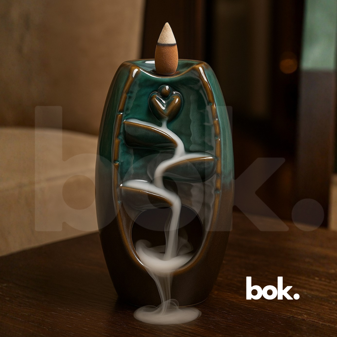 Porta conos de incienso en cascada de cerámica artesanal, diseño elegante para decoración espiritual y rituales de bienestar, ideal para incienso backflow, BOK Concept Store